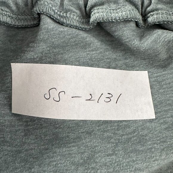 Vuori Boyfriend Shorts Womens Large Heather Green Stretch Athletic SS-2131 - Picture 2 of 9